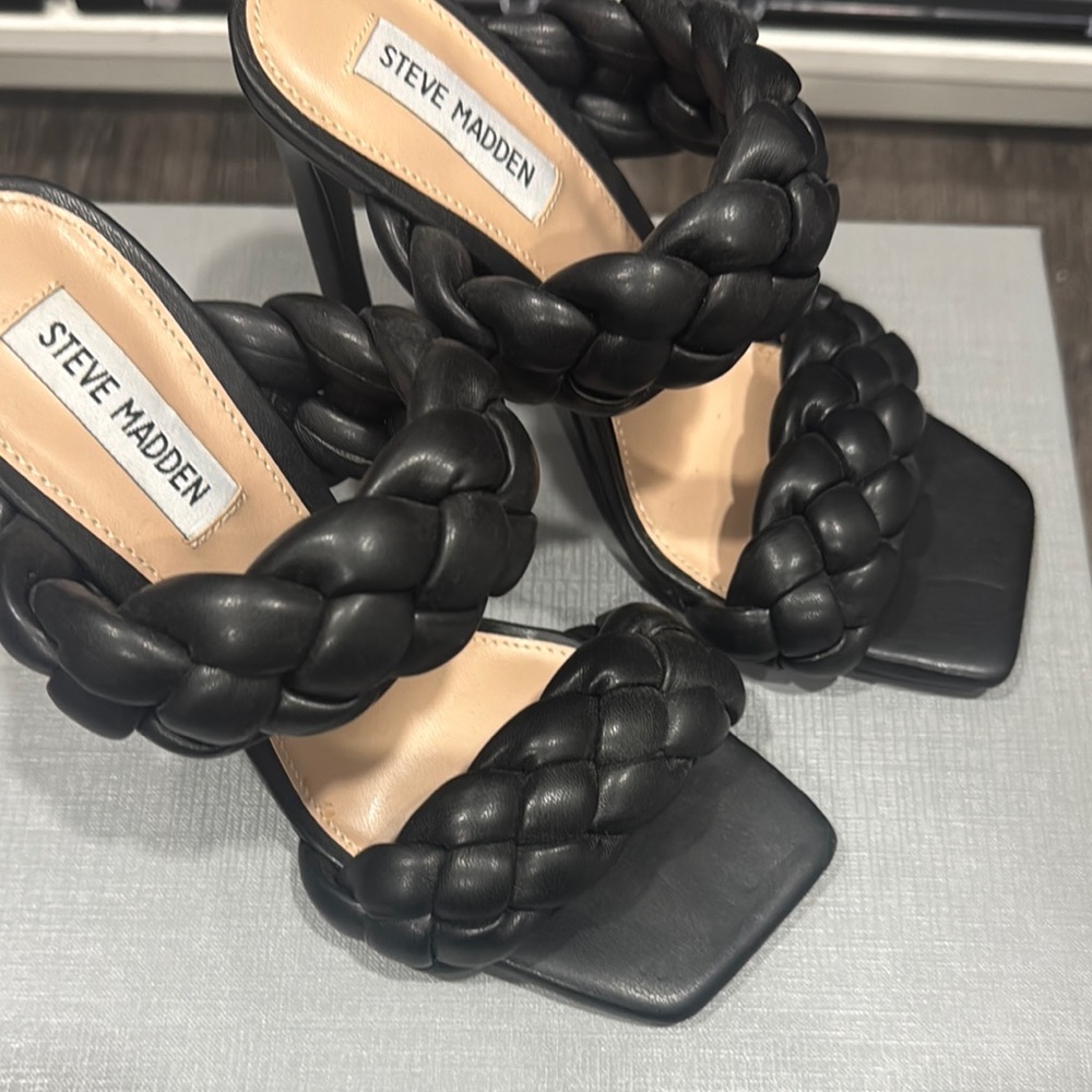 Steve Madden Black Quilted Heels